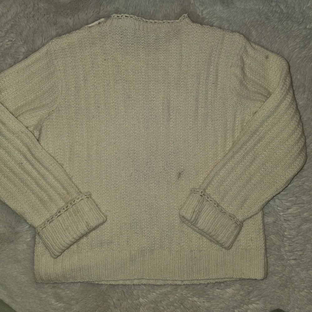 Ralph Lauren Vintage Lambs Wool Sweater with Colorful Embroidery Size M